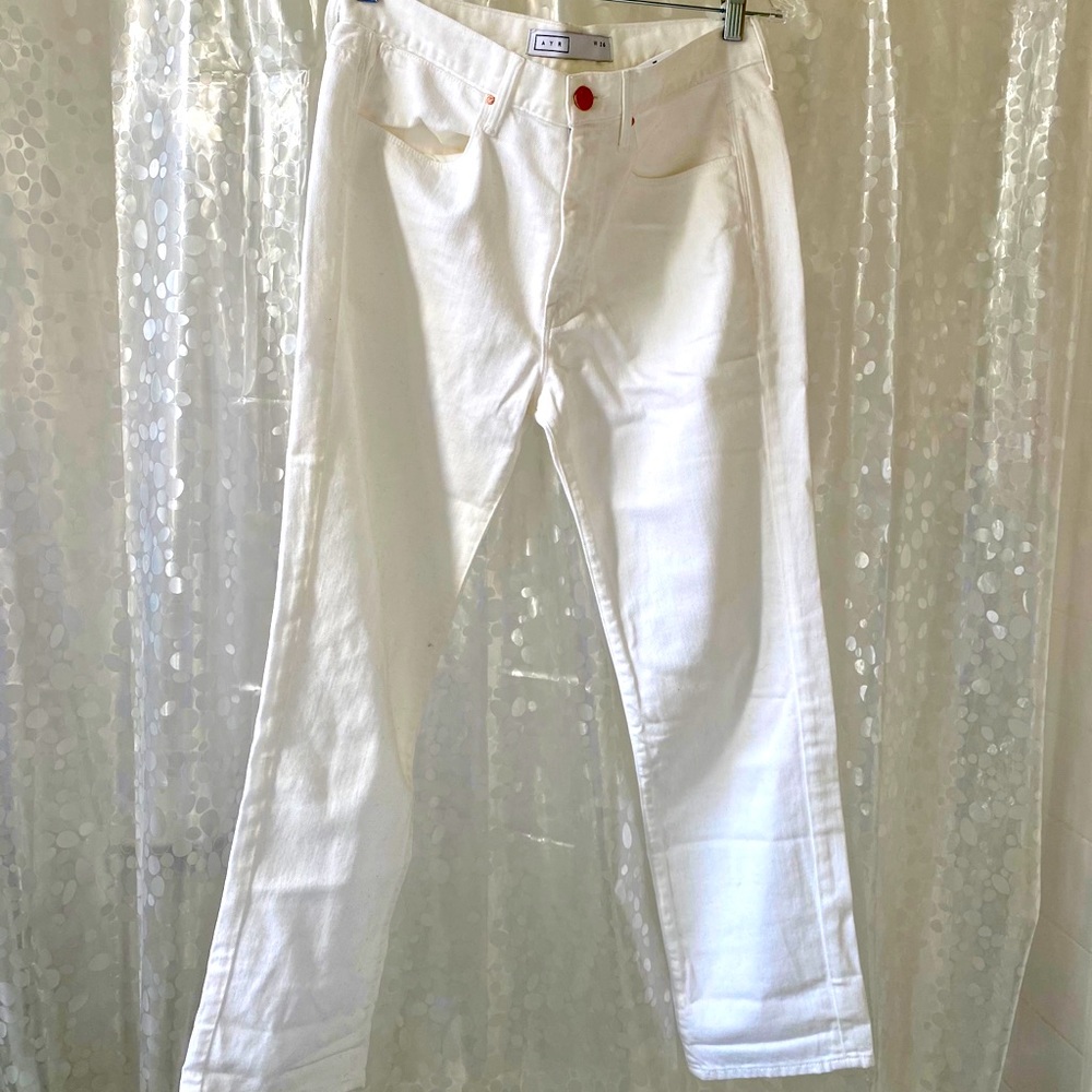 AYR Women's Straight Leg Jeans in White